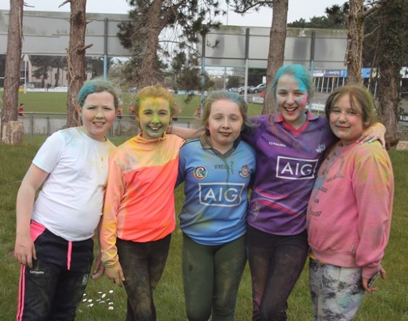 Hope the colours don't run! Doon Youth Club at the LYS Youth Games 